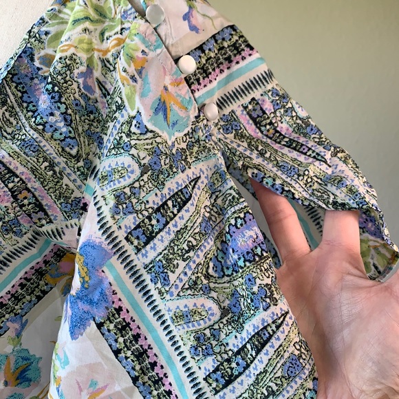Anthropologie Maeve floral flutter sleeve top Sz Small— So Light & summery!!! - Picture 4 of 9